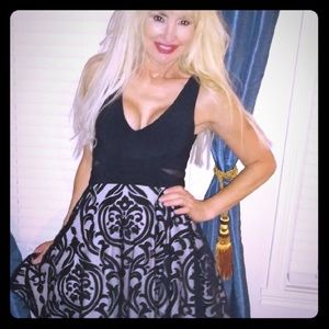 Pretty Party Xscape Dress!